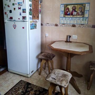 Павла Тичини вул., 6