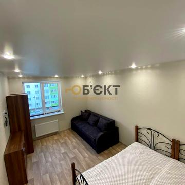 Миру вул., 51