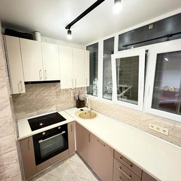 Полтавський Шлях вул., 184а к3