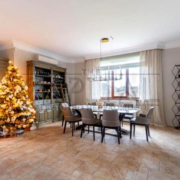 Київська вул.