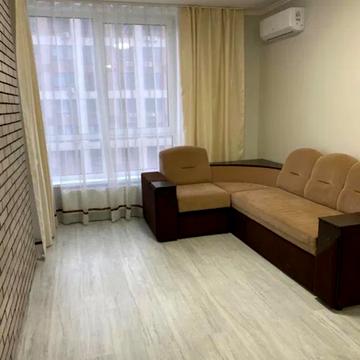 Європейського Союзу просп. (Правди), 41-Б