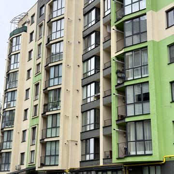 Праведників Світу вул., 45а