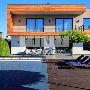 Вишгородська вул., 17