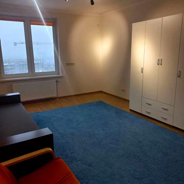 Академіка Глушкова просп., 9-В