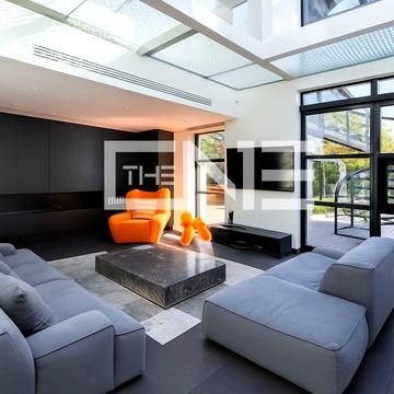 Лютнева вул.