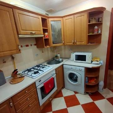 Тернопільська вул., 2