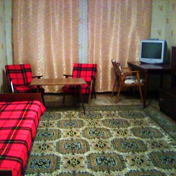 Сергія Берегового вул. (Мартиросяна), 13