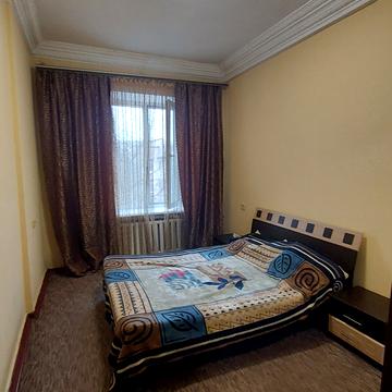 Соборний просп. (Леніна), 196