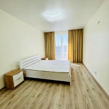 Леоніда Перфецького вул., 6