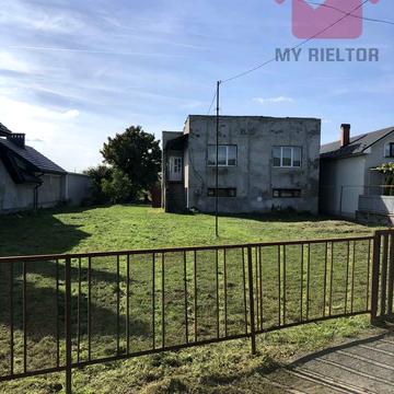 Центральна, 5