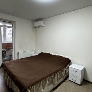 Остромирська вул., 35Д