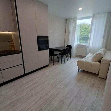 Столичне шосе, 5