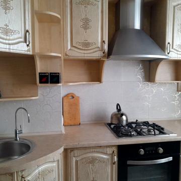 Паркова вул., 76