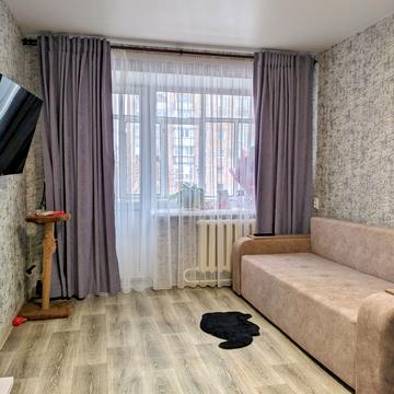 Левка Лукяненка просп. (Рокоссовського), 25