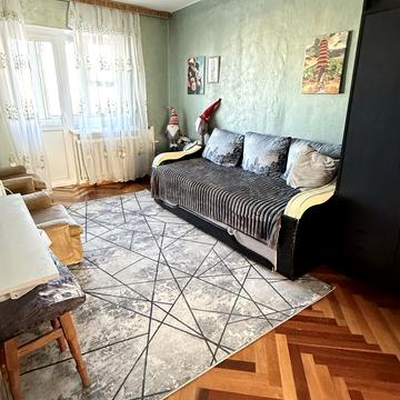 Мілютенка вул., 30/12