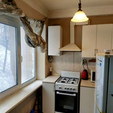 Печерський узвіз, 6