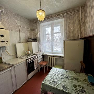 Льотна вул. (Червоногвардійська), 6