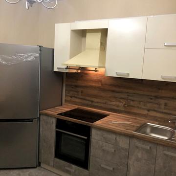 Михайла Грушевського вул., 30б