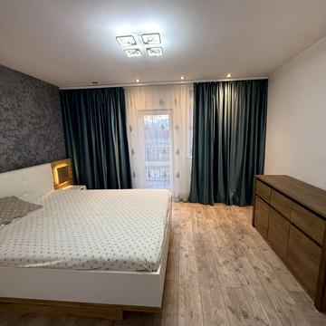 Ботанічна вул., 9