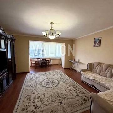 Лесі Українки бульв., 21-Б