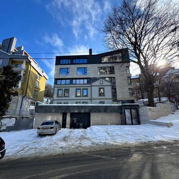 Ярослава Ярославенка вул., (Будинок)