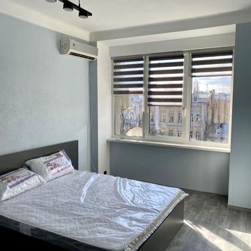 Велика Васильківська вул. (Червоноармійська), 2