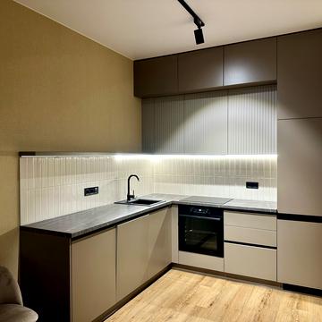 Паркова вул., 11