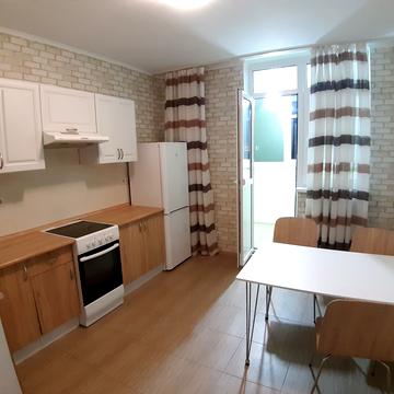 Воскресенська вул., 16-А