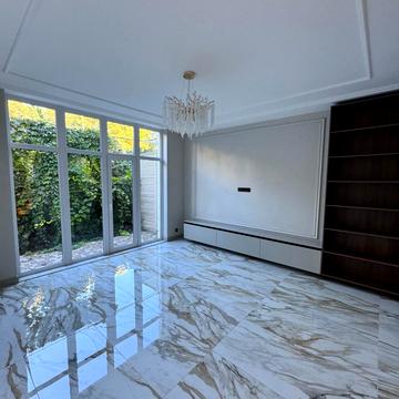 Львівська вул., 44