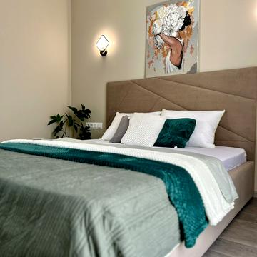 Богдана Хмельницького вул., (Будинок 29)