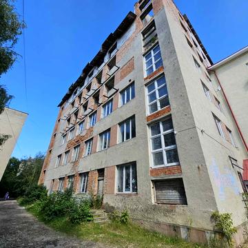 Пилипа Орлика вул., 3А