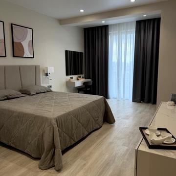 Антоновича вул. (Горького), 118/9