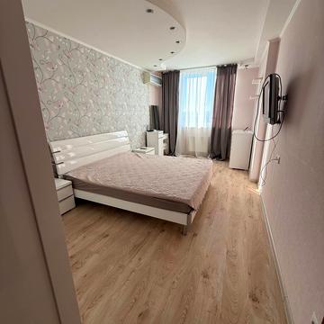 Єлизавети Чавдар вул., 11