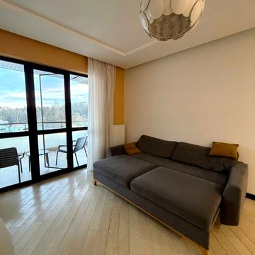 Балтійська вул., 31