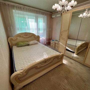 Полонської-Василенко вул. (Желваківського), 6-А