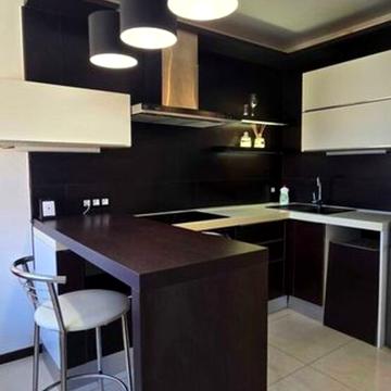 Олександра Мишуги вул., 2