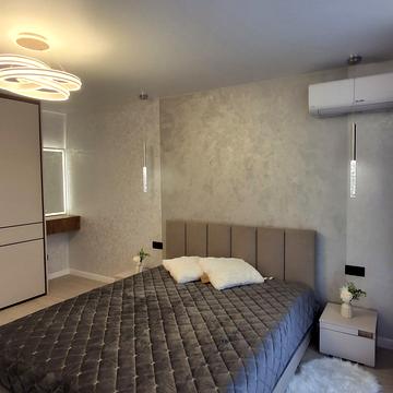 Білогірська вул., 13