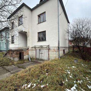 Гамалії вул., 5