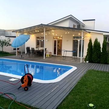 Центральна вул.