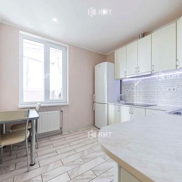 Ювілейний просп. (), 67б