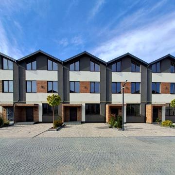 Фруктова вул., 11