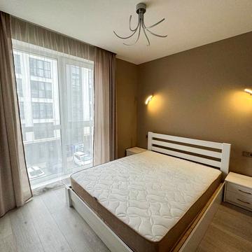 Героїв Майдану вул., 19-Б