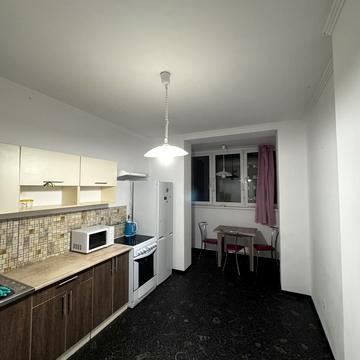 Драгоманова вул., 2-А