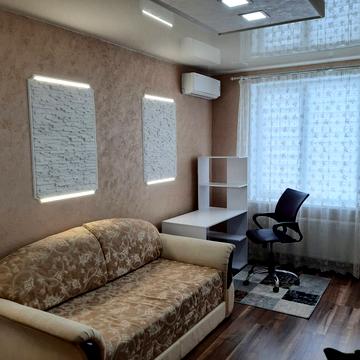 Бориса Гмирі вул., 17