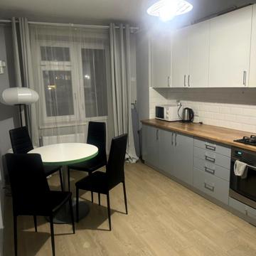 Жасминова вул., 11