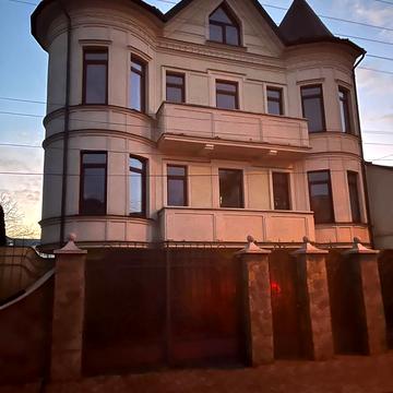 Республіканська вул., 14-Б