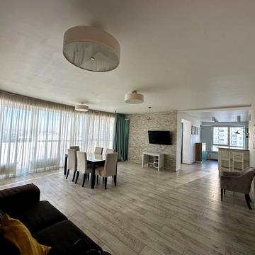 Миколи Бажана просп., 1-А