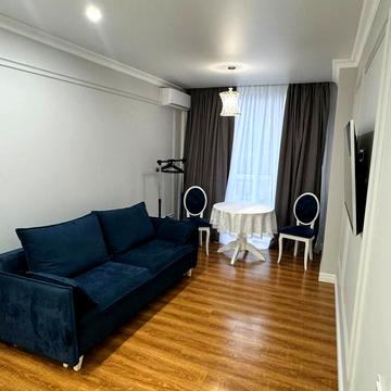 Вячеслава Липинського вул. (), 29-В