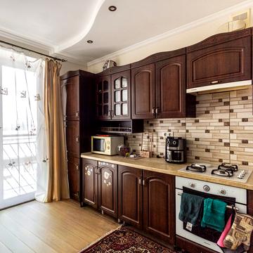 Юліана Целевича вул., 34/1