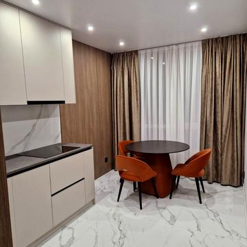 Бельведерська вул., 32-Б